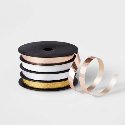 3/8" Christmas Curl Ribbon 72' - Wondershop™ 6 3/8" Christmas Curl Ribbon 72' - Wondershop™ - Image 4