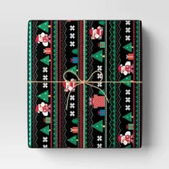 30" 50 Sq Ft Christmas Roll Wrap Sweater Pixel Print On Black - Wondershopâ˘