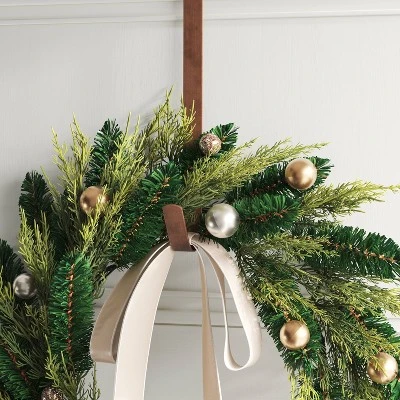 13.5" Metal Christmas Wreath Hanger Oil Rubbed Bronze - Wondershop™ 4 13.5" Metal Christmas Wreath Hanger Oil Rubbed Bronze - Wondershop™ - Image 2