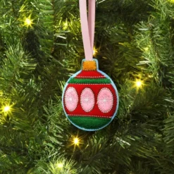 Christmas Humble Cheer Topper Felt Ornament - Wondershopâ˘